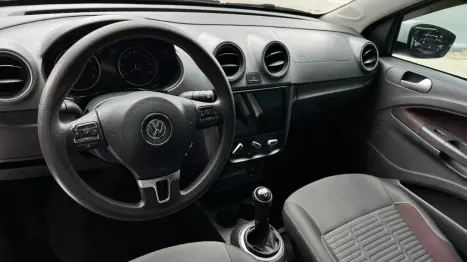 VOLKSWAGEN Saveiro 1.6 G7 CABINE DUPLA HIGHLINE FLEX, Foto 10