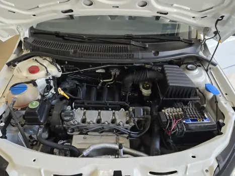 VOLKSWAGEN Saveiro 1.6 G6 HIGHLINE CABINE DUPLA FLEX, Foto 16