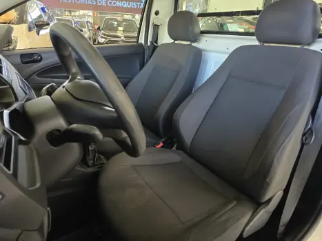 VOLKSWAGEN Saveiro 1.6 16V FLEX MSI ROBUST CABINE SIMPLES, Foto 14