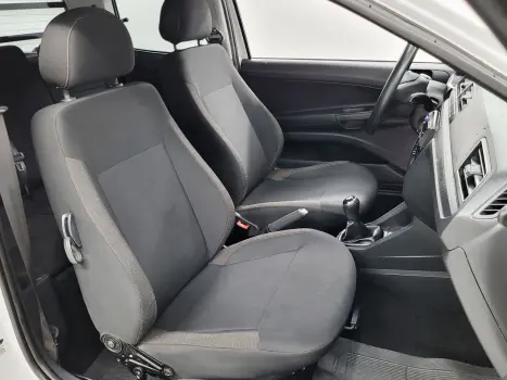 VOLKSWAGEN Saveiro 1.6 16V FLEX MSI ROBUST CABINE DUPLA, Foto 8