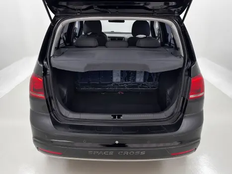 VOLKSWAGEN Space Cross 1.6 4P FLEX, Foto 8