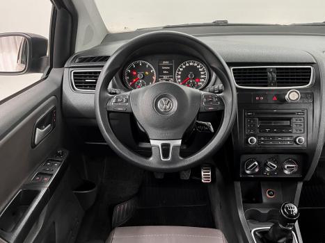 VOLKSWAGEN Space Cross 1.6 4P FLEX, Foto 11