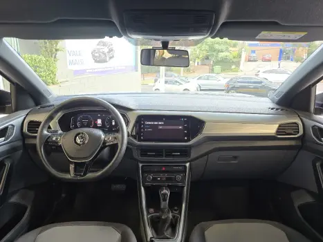 VOLKSWAGEN T-Cross 1.0 4P 200 TSI FLEX COMFORTLINE AUTOMÁTICO, Foto 7 VOLKSWAGEN T-Cross 1.0 4P 200 TSI FLEX COMFORTLINE AUTOMÁTICO, Foto 7