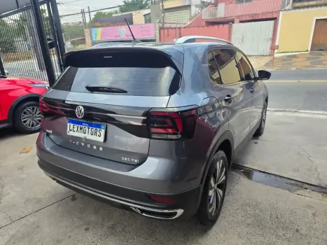 VOLKSWAGEN T-Cross 1.4 4P 250 TSI FLEX HIGHLINE AUTOMÁTICO, Foto 8 VOLKSWAGEN T-Cross 1.4 4P 250 TSI FLEX HIGHLINE AUTOMÁTICO, Foto 8