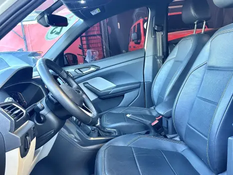 VOLKSWAGEN T-Cross 1.4 4P 250 TSI FLEX HIGHLINE AUTOMÁTICO, Foto 8 VOLKSWAGEN T-Cross 1.4 4P 250 TSI FLEX HIGHLINE AUTOMÁTICO, Foto 8