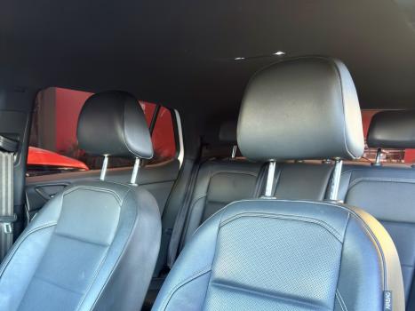 VOLKSWAGEN T-Cross 1.4 4P 250 TSI FLEX HIGHLINE AUTOM�TICO, Foto 10