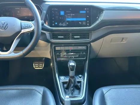 VOLKSWAGEN T-Cross 1.4 4P 250 TSI FLEX HIGHLINE AUTOM�TICO, Foto 13