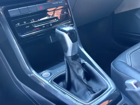 VOLKSWAGEN T-Cross 1.4 4P 250 TSI FLEX HIGHLINE AUTOM�TICO, Foto 18