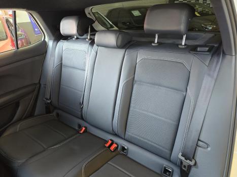 VOLKSWAGEN T-Cross 1.4 4P 250 TSI FLEX HIGHLINE AUTOM�TICO, Foto 17