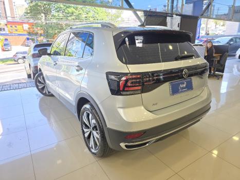 VOLKSWAGEN T-Cross 1.4 4P 250 TSI FLEX HIGHLINE AUTOM�TICO, Foto 4