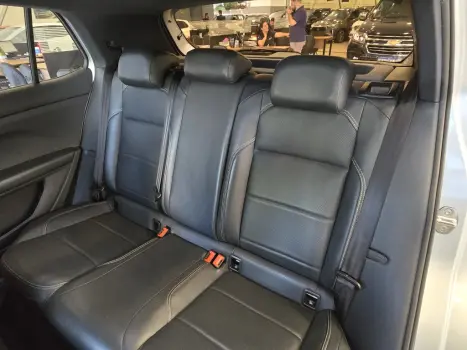 VOLKSWAGEN T-Cross 1.4 4P 250 TSI FLEX HIGHLINE AUTOM�TICO, Foto 17