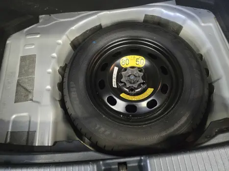 VOLKSWAGEN T-Cross 1.4 4P 250 TSI FLEX HIGHLINE AUTOM�TICO, Foto 19