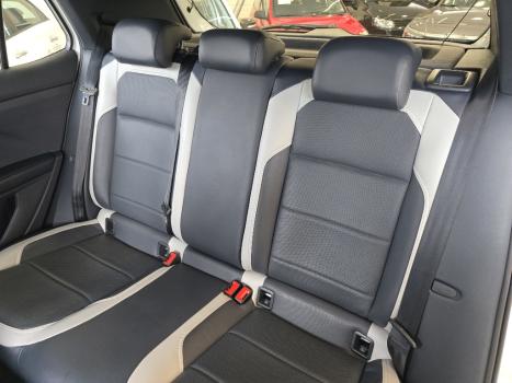VOLKSWAGEN T-Cross 1.4 4P 250 TSI FLEX HIGHLINE AUTOM�TICO, Foto 17