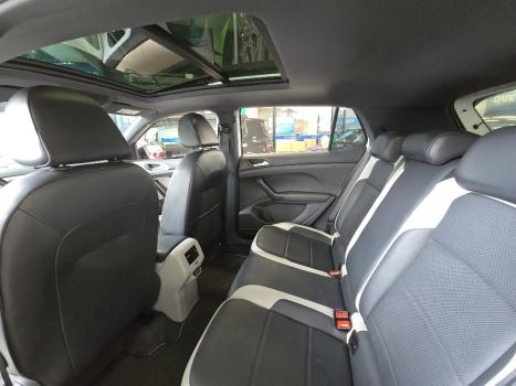 VOLKSWAGEN T-Cross 1.4 4P 250 TSI FLEX HIGHLINE AUTOM�TICO, Foto 17