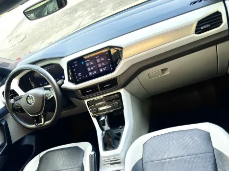 VOLKSWAGEN T-Cross 1.4 4P 250 TSI FLEX HIGHLINE AUTOM�TICO, Foto 17