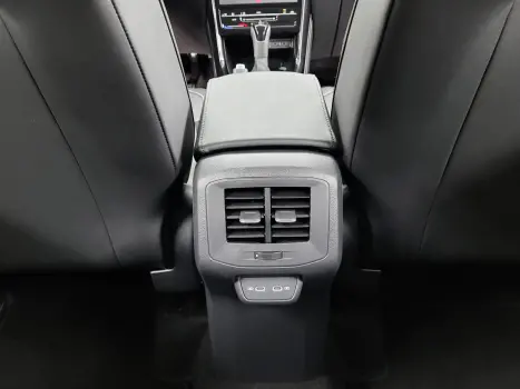 VOLKSWAGEN T-Cross 1.4 4P 250 TSI FLEX HIGHLINE AUTOM�TICO, Foto 13