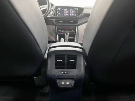 VOLKSWAGEN T-Cross 1.4 4P 250 TSI FLEX HIGHLINE AUTOM�TICO, Foto 13
