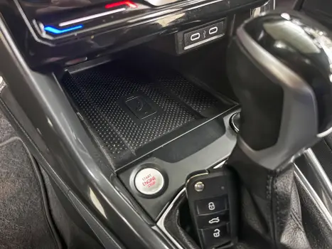 VOLKSWAGEN T-Cross 1.4 4P 250 TSI FLEX HIGHLINE AUTOM�TICO, Foto 18