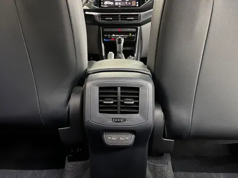 VOLKSWAGEN T-Cross 1.4 4P 250 TSI FLEX HIGHLINE AUTOM�TICO, Foto 13