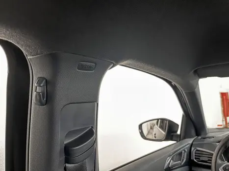 VOLKSWAGEN T-Cross 1.4 4P 250 TSI FLEX HIGHLINE AUTOM�TICO, Foto 14