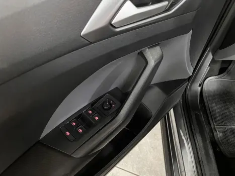 VOLKSWAGEN T-Cross 1.0 4P 200 TSI FLEX AUTOM�TICO, Foto 11