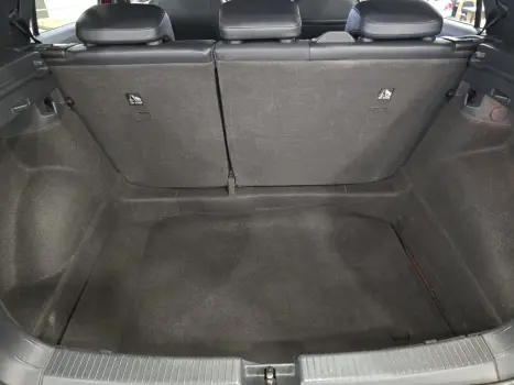 VOLKSWAGEN T-Cross 1.4 4P 250 TSI FLEX HIGHLINE AUTOM�TICO, Foto 18