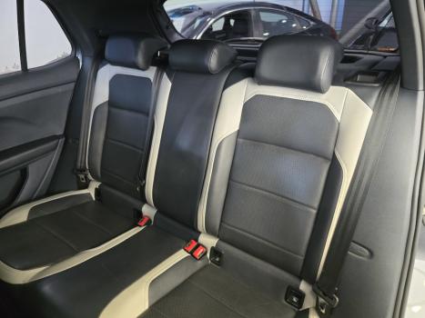 VOLKSWAGEN T-Cross 1.4 4P 250 TSI FLEX HIGHLINE AUTOM�TICO, Foto 17