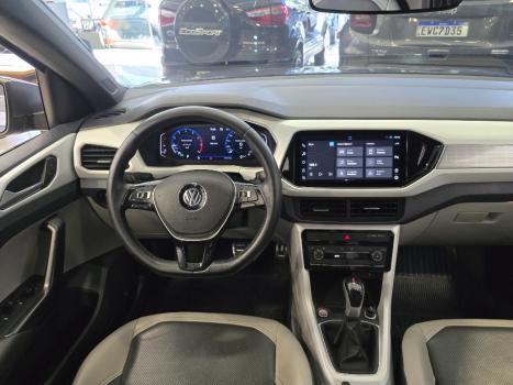 VOLKSWAGEN T-Cross 1.4 4P 250 TSI FLEX HIGHLINE AUTOM�TICO, Foto 10