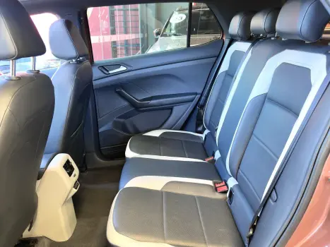 VOLKSWAGEN T-Cross 1.4 4P 250 TSI FLEX HIGHLINE AUTOM�TICO, Foto 8