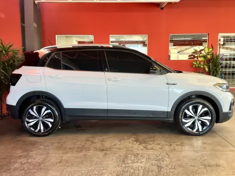 VOLKSWAGEN T-Cross 1.4 4P 250 TSI FLEX HIGHLINE AUTOM�TICO, Foto 8