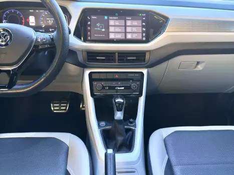 VOLKSWAGEN T-Cross 1.4 4P 250 TSI FLEX HIGHLINE AUTOM�TICO, Foto 16