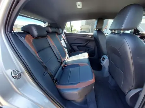 VOLKSWAGEN T-Cross 1.0 4P 200 TSI FLEX COMFORTLINE AUTOM�TICO, Foto 14