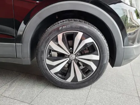 VOLKSWAGEN T-Cross 1.4 4P 250 TSI FLEX HIGHLINE AUTOM�TICO, Foto 10