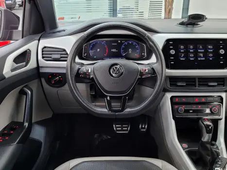 VOLKSWAGEN T-Cross 1.4 4P 250 TSI FLEX HIGHLINE AUTOM�TICO, Foto 14