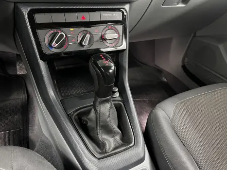 VOLKSWAGEN T-Cross 1.0 4P 200 TSI FLEX AUTOM�TICO, Foto 17