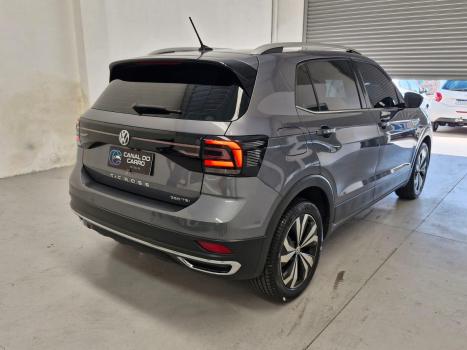 VOLKSWAGEN T-Cross 1.4 4P 250 TSI FLEX HIGHLINE AUTOM�TICO, Foto 4