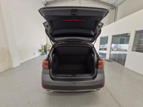 VOLKSWAGEN T-Cross 1.4 4P 250 TSI FLEX HIGHLINE AUTOM�TICO, Foto 9