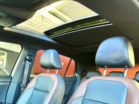 VOLKSWAGEN T-Cross 1.0 4P 200 TSI FLEX COMFORTLINE AUTOM�TICO, Foto 14