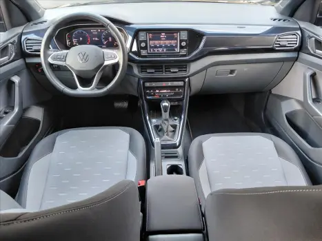 VOLKSWAGEN T-Cross 1.0 4P 200 TSI FLEX COMFORTLINE AUTOM�TICO, Foto 9