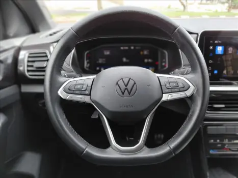 VOLKSWAGEN T-Cross 1.4 4P 250 TSI FLEX HIGHLINE AUTOM�TICO, Foto 8