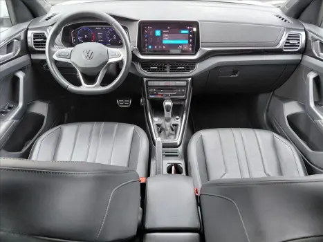 VOLKSWAGEN T-Cross 1.4 4P 250 TSI FLEX HIGHLINE AUTOM�TICO, Foto 9