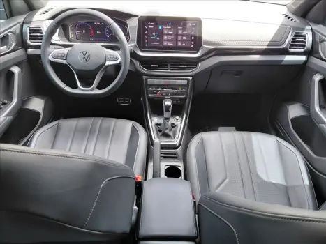 VOLKSWAGEN T-Cross 1.4 4P 250 TSI FLEX HIGHLINE AUTOM�TICO, Foto 9
