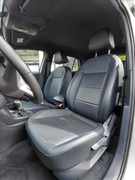 VOLKSWAGEN T-Cross 1.4 4P 250 TSI FLEX HIGHLINE AUTOM�TICO, Foto 10