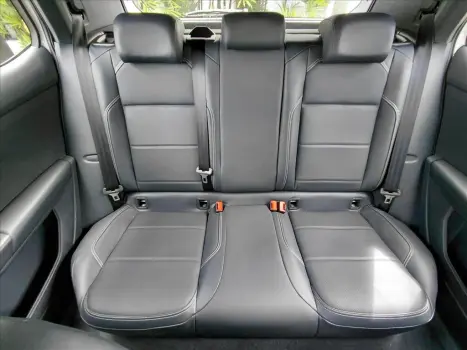 VOLKSWAGEN T-Cross 1.4 4P 250 TSI FLEX HIGHLINE AUTOM�TICO, Foto 11