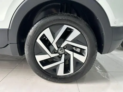 VOLKSWAGEN T-Cross 1.4 4P 250 TSI FLEX HIGHLINE AUTOM�TICO, Foto 10