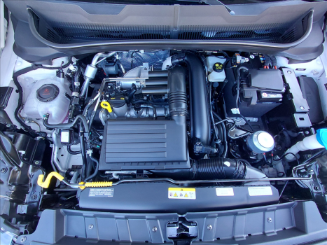 VOLKSWAGEN T-Cross 1.4 4P 250 TSI FLEX HIGHLINE AUTOM�TICO, Foto 17
