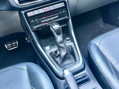 VOLKSWAGEN T-Cross 1.4 4P 250 TSI FLEX HIGHLINE AUTOM�TICO, Foto 9
