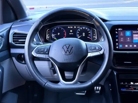 VOLKSWAGEN T-Cross 1.4 4P 250 TSI FLEX HIGHLINE AUTOM�TICO, Foto 16