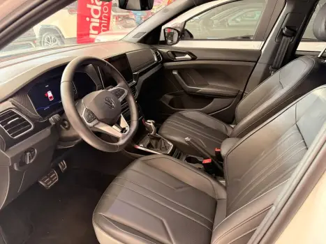 VOLKSWAGEN T-Cross 1.4 4P 250 TSI FLEX HIGHLINE AUTOM�TICO, Foto 4