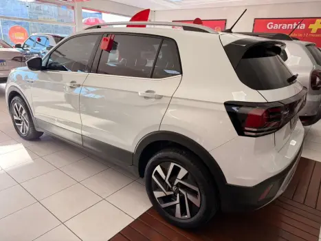 VOLKSWAGEN T-Cross 1.4 4P 250 TSI FLEX HIGHLINE AUTOM�TICO, Foto 8